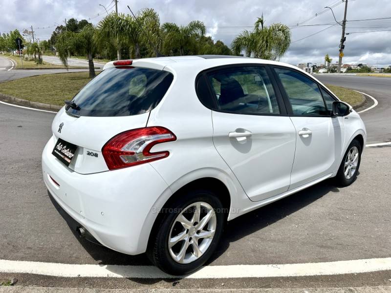 PEUGEOT - 208 - 2016/2016 - Branca - R$ 48.500,00