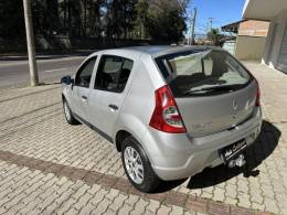 RENAULT - SANDERO - 2008/2009 - Prata - R$ 26.900,00