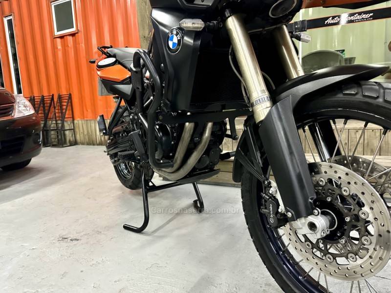 BMW - F 800 - 2012/2012 - Laranja - R$ 38.000,00