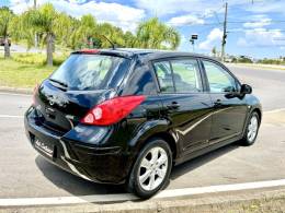 NISSAN - TIIDA - 2012/2013 - Preta - R$ 37.900,00