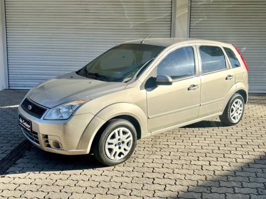 FORD - FIESTA - 2008/2008 - Bege - R$ 25.500,00