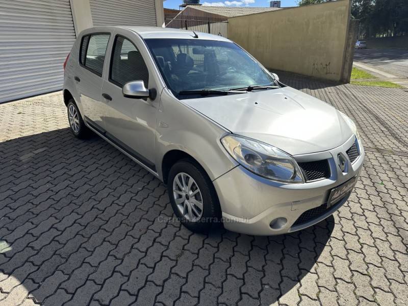 RENAULT - SANDERO - 2008/2009 - Prata - R$ 26.900,00