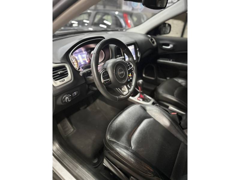 JEEP - COMPASS - 2019/2020 - Cinza - R$ 114.900,00