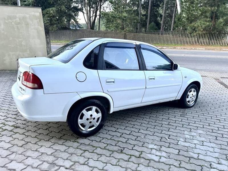 CHEVROLET - CLASSIC - 2013/2014 - Branca - R$ 26.900,00