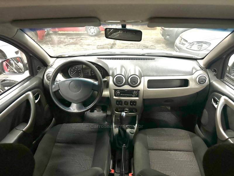 RENAULT - SANDERO - 2008/2009 - Prata - R$ 26.900,00