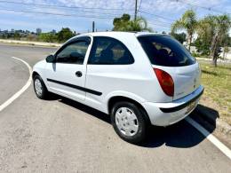 CHEVROLET - CELTA - 2001/2001 - Branca - R$ 14.500,00
