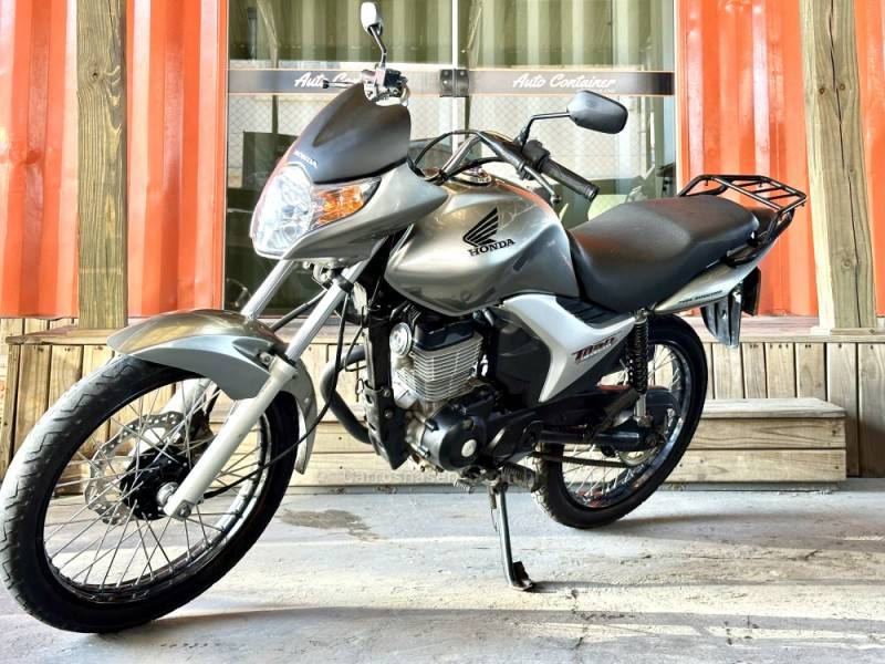 HONDA - CG 150 - 2009/2009 - Cinza - R$ 9.500,00